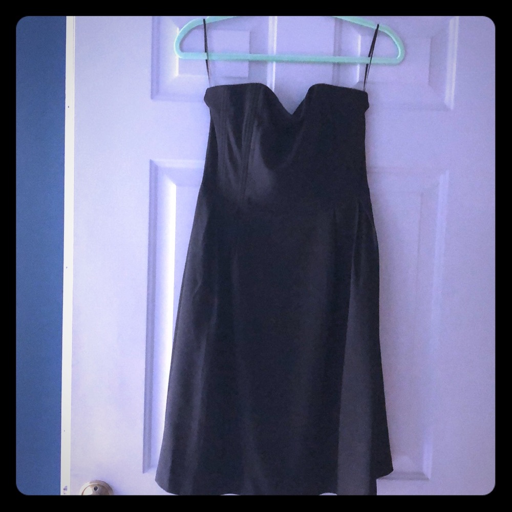 Black dressy strapless cocktail dress